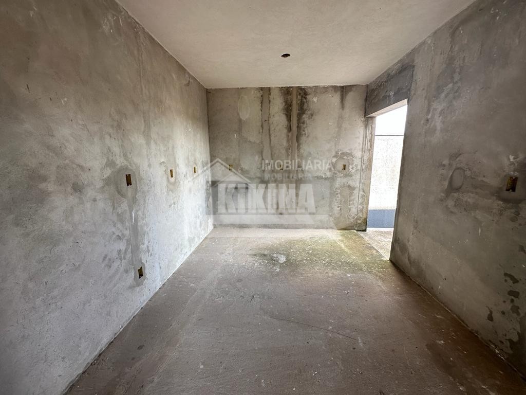 Casa à venda em Uvaranas, Ponta Grossa — Portal Chave Fácil