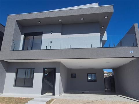 Sobrado para venda no Jardim Carvalho em Ponta Grossa com 200m² por R$ 890.000,00