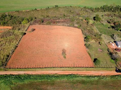 Chácara para venda no Contorno em Ponta Grossa com 14.000m² por R$ 2.400.000,00