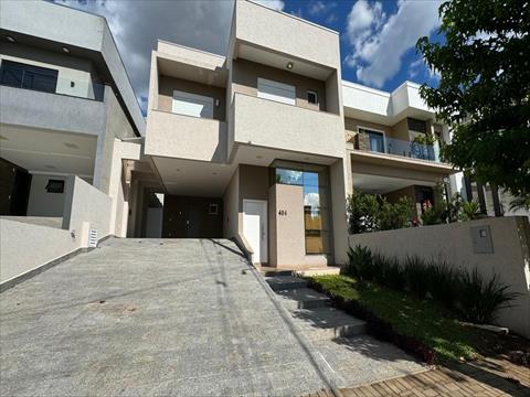 Casa Residencial para locacao no Colonia Dona Luiza em Ponta Grossa com 233,33m² por R$ 8.500,00