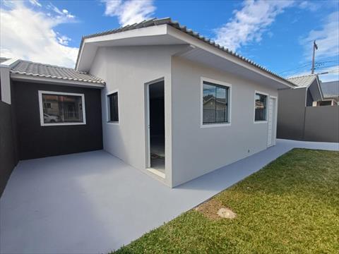 Casa Residencial para venda no Uvaranas em Ponta Grossa com 80m² por R$ 279.000,00
