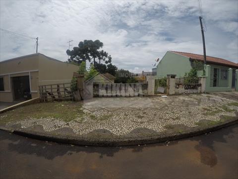 Terreno para venda no Uvaranas em Ponta Grossa com 648m² por R$ 350.000,00