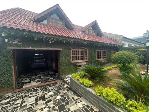 Casa Residencial para venda no Contorno em Ponta Grossa com 275m² por R$ 650.000,00