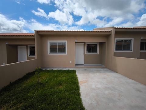 Casa Residencial para locacao no Uvaranas em Ponta Grossa com 55m² por R$ 1.125,00