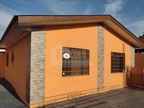 Casa Residencial para venda no Uvaranas em Ponta Grossa com 60m² por R$ 200.000,00