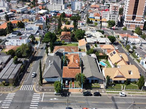 Casa Residencial para venda no Jardim Carvalho em Ponta Grossa com 430m² por R$ 1.800.000,00
