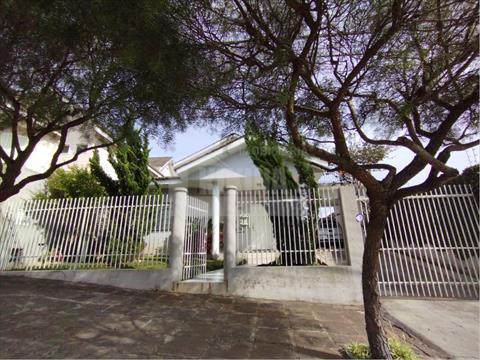 Casa Residencial para venda no Orfas em Ponta Grossa com 280m² por R$ 890.000,00