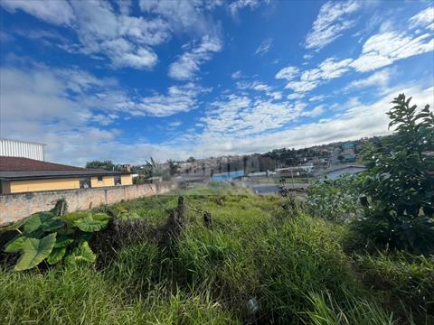 Terreno para venda no Contorno em Ponta Grossa com 476m² por R$ 250.000,00