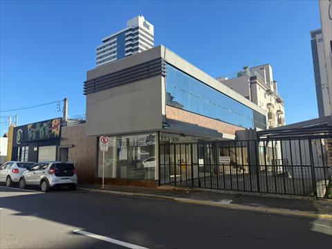 Comercial para locacao no Centro em Ponta Grossa com 300m² por R$ 18.750,00