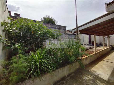 Casa Residencial para venda no Uvaranas em Ponta Grossa com 80m² por R$ 240.000,00