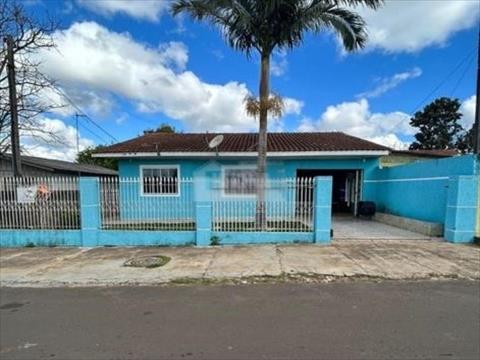 Casa Residencial para venda no Uvaranas em Ponta Grossa com 90m² por R$ 270.000,00
