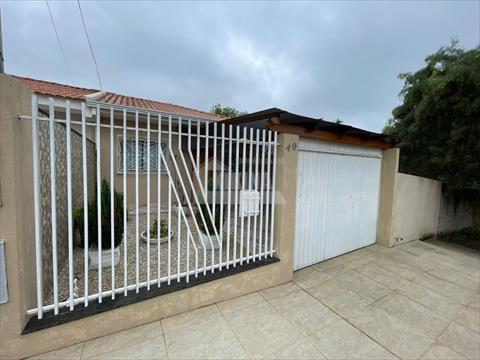 Casa Residencial para venda no Uvaranas em Ponta Grossa com 80m² por R$ 300.000,00