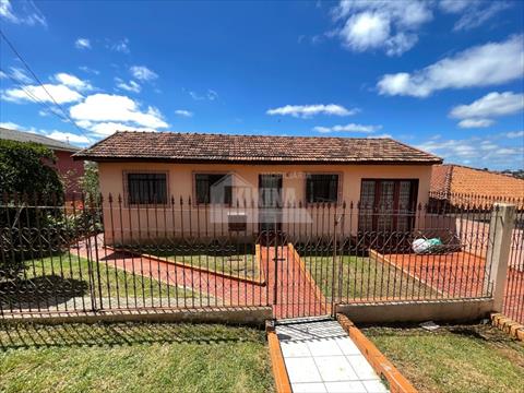 Casa Residencial para venda no Chapada em Ponta Grossa com 140m² por R$ 200.000,00