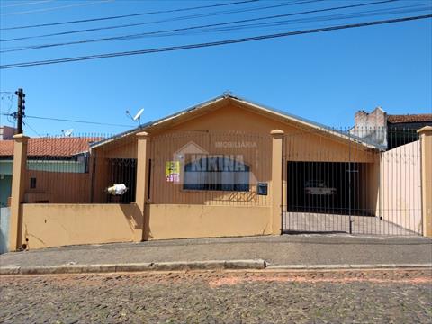Casa Residencial para venda no Contorno em Ponta Grossa com 198m² por R$ 215.000,00