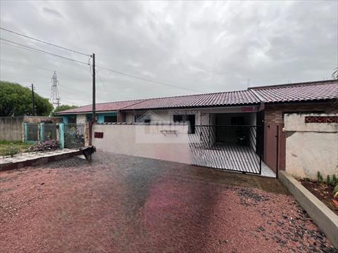 Casa Residencial para venda no Uvaranas em Ponta Grossa com 190m² por R$ 280.000,00