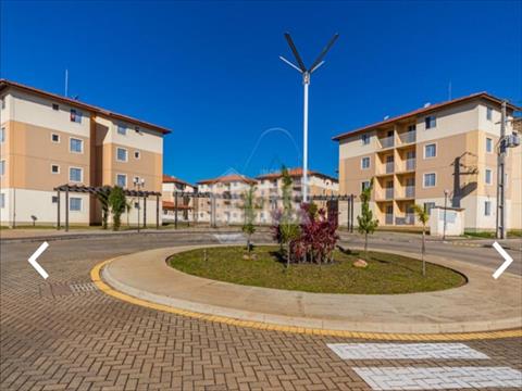 Apartamento para venda no Uvaranas em Ponta Grossa com 70m² por R$ 185.000,00