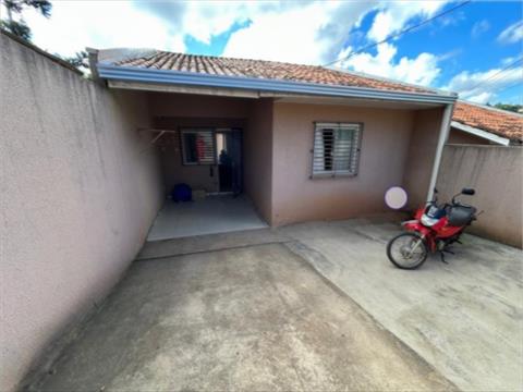 Casa Residencial para venda no Uvaranas em Ponta Grossa com 80m² por R$ 150.000,00