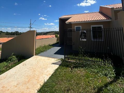 Casa Residencial para venda no Cara-cara em Ponta Grossa com 177,21m² por R$ 230.000,00