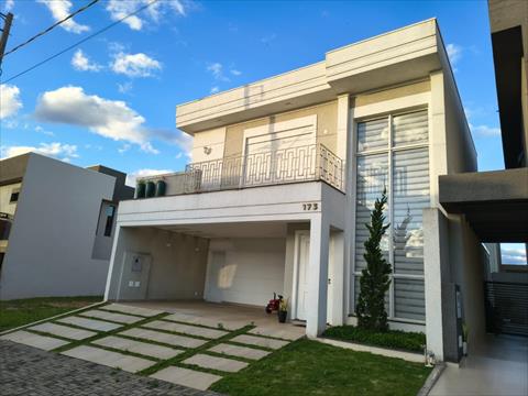 Sobrado para venda no Cara-cara em Ponta Grossa com 340m² por R$ 1.350.000,00