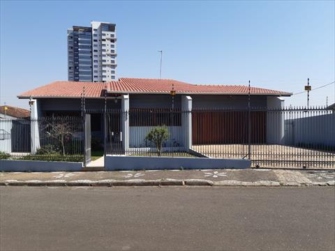 Casa Residencial para venda no Orfas em Ponta Grossa com 698,04m² por R$ 1.600.000,00