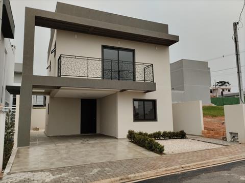 Casa em Condomínio para venda no Contorno em Ponta Grossa com 167m² por R$ 790.000,00