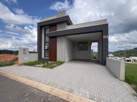 Casa em Condomínio para venda no Contorno em Ponta Grossa com 210m² por R$ 799.000,00