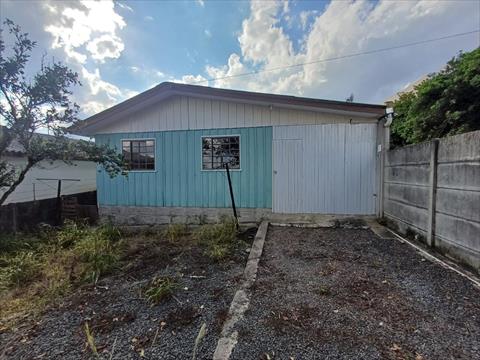 Casa Residencial para locacao no Ronda em Ponta Grossa com 80m² por R$ 1.125,00