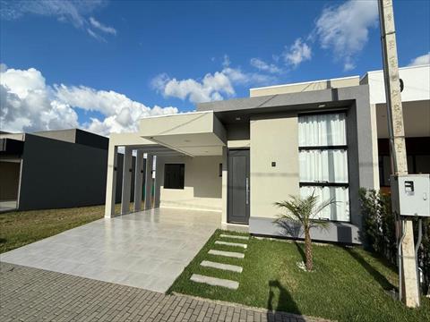 Casa em Condomínio para locacao no Contorno em Ponta Grossa com 200m² por R$ 5.250,00