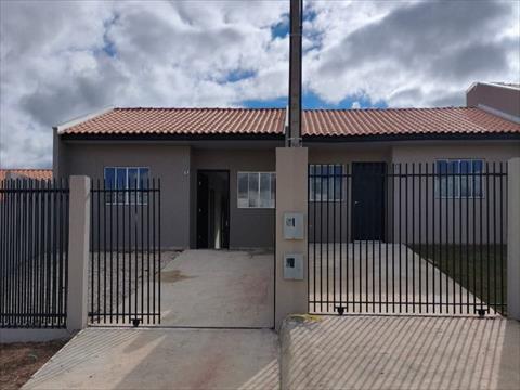 Casa Residencial para venda no Cara-cara em Ponta Grossa com 48m² por R$ 220.000,00