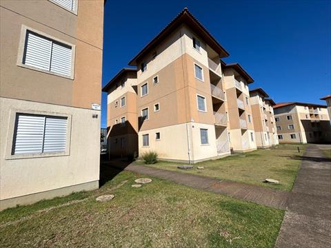 Apartamento para locacao no Uvaranas em Ponta Grossa com 77m² por R$ 1.583,75