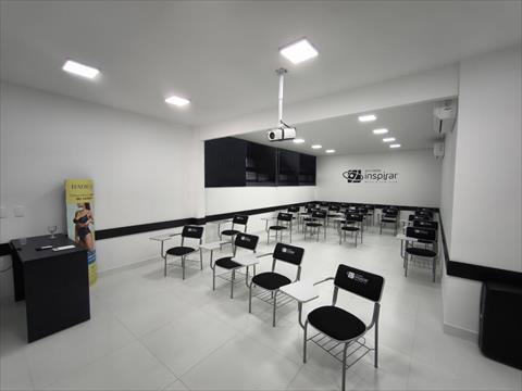 Comercial para locacao no Oficinas em Ponta Grossa com 50m² por R$ 5.000,00