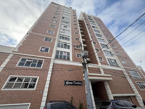 Apartamento para locacao no Centro em Ponta Grossa com 170m² por R$ 6.187,50