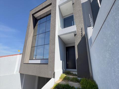 Sobrado para venda no Oficinas em Ponta Grossa com 300m² por R$ 1.200.000,00