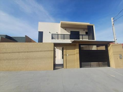 Sobrado para venda no Cara-cara em Ponta Grossa com 240m² por R$ 699.000,00