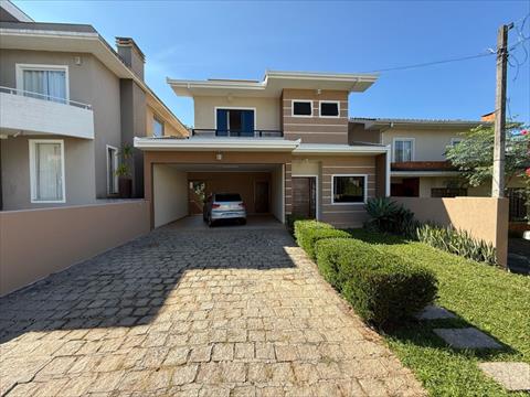 Casa em Condomínio para locacao no Oficinas em Ponta Grossa com 320m² por R$ 8.125,00