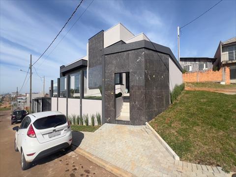 Casa Residencial para venda no Cara-cara em Ponta Grossa com 136m² por R$ 699.000,00