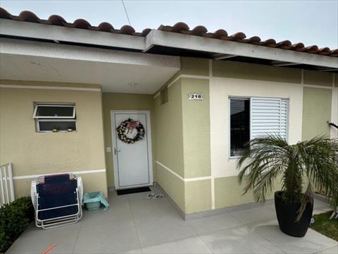 Casa em Condomínio para venda no Jardim Carvalho em Ponta Grossa com 80m² por R$ 280.000,00