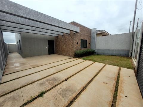 Casa Residencial para venda no Cara-cara em Ponta Grossa com 94m² por R$ 450.000,00