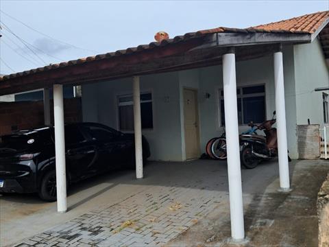 Casa Residencial para venda no Uvaranas em Ponta Grossa com 135m² por R$ 170.000,00