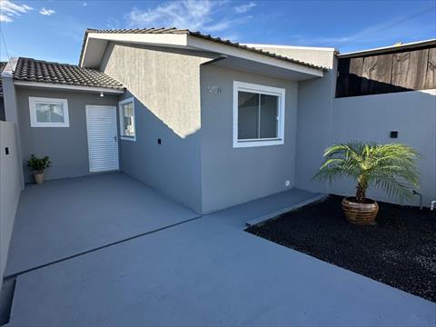 Casa Residencial para venda no Uvaranas em Ponta Grossa com 98m² por R$ 170.000,00