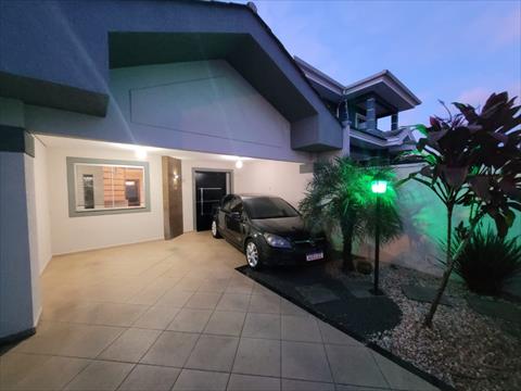 Sobrado para venda no Neves em Ponta Grossa com 100m² por R$ 680.000,00