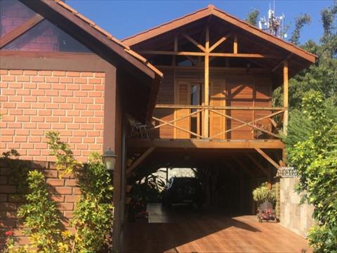 Casa Residencial para locacao no Colonia Dona Luiza em Ponta Grossa com 578m² por R$ 5.625,00
