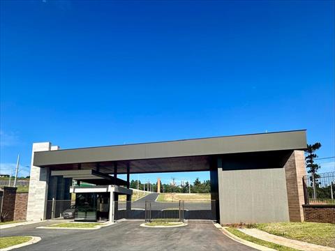 Terreno para venda no Olarias em Ponta Grossa com 420m² por R$ 672.000,00