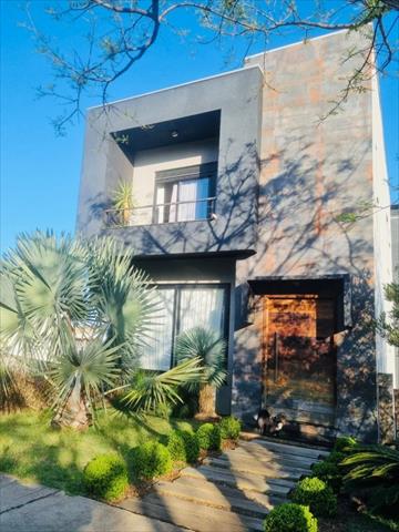 Casa em Condomínio para locacao no Jardim Carvalho em Ponta Grossa com 354m² por R$ 13.750,00