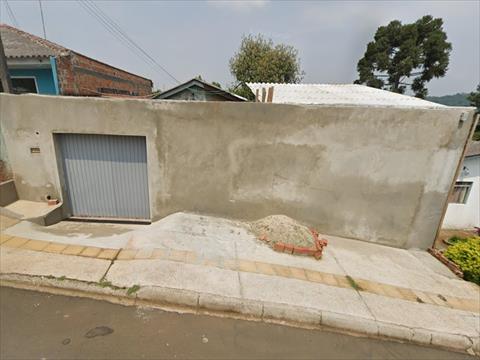 Casa Residencial para venda no Piriquitos em Ponta Grossa com 275m² por R$ 180.000,00
