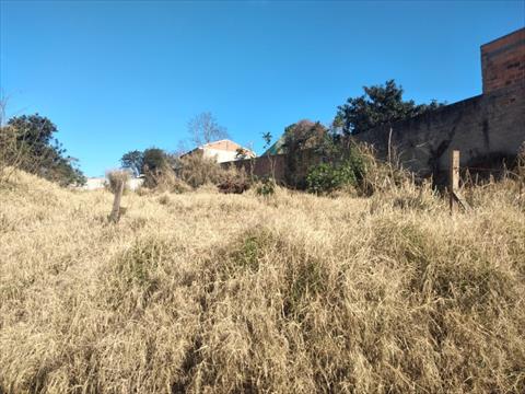 Terreno para venda no Uvaranas em Ponta Grossa com 462m² por R$ 200.000,00