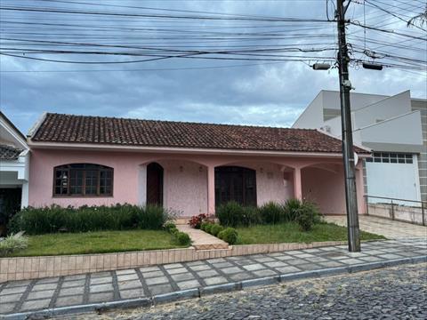 Casa em Condomínio para locacao no Orfas em Ponta Grossa com 365m² por R$ 4.000,00