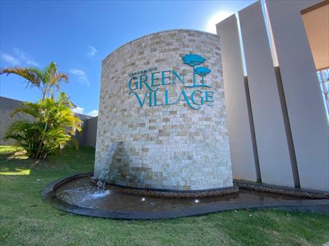 Terreno para venda no Uvaranas em Ponta Grossa com 307m² por R$ 220.000,00