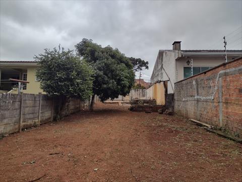 Terreno para venda no Uvaranas em Ponta Grossa com 464m² por R$ 250.000,00