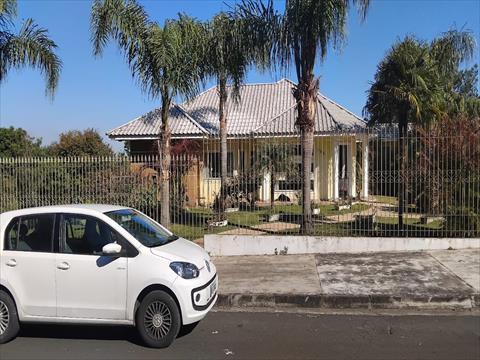 Casa Residencial para venda no Contorno em Ponta Grossa com 1.700m² por R$ 2.500.000,00